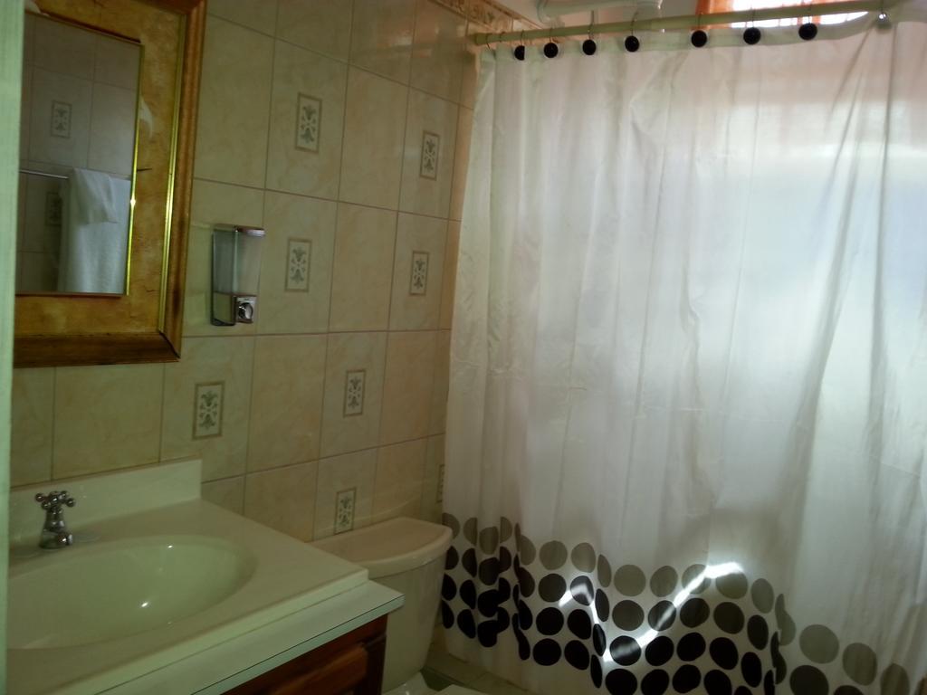 Corosol Apartments Roseau Pokoj fotografie